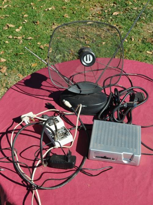 TV & Projector Accessories Fully functional analog TVantenna, DStV